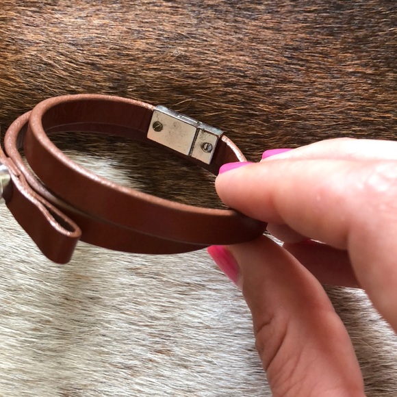 Tory Burch Brown Leather Double Wrap Bow Bracelet - Picture 3 of 5